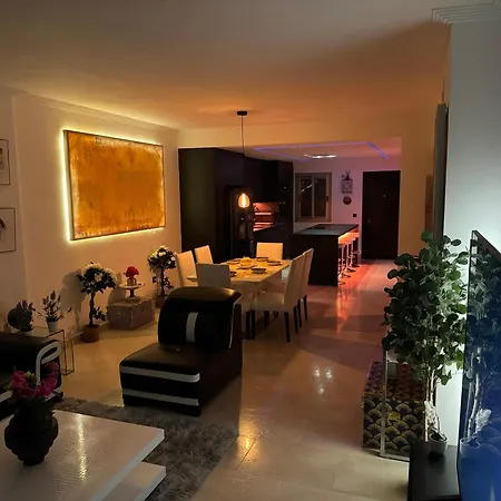 House Rahma Resina Golf Εστεπόνα